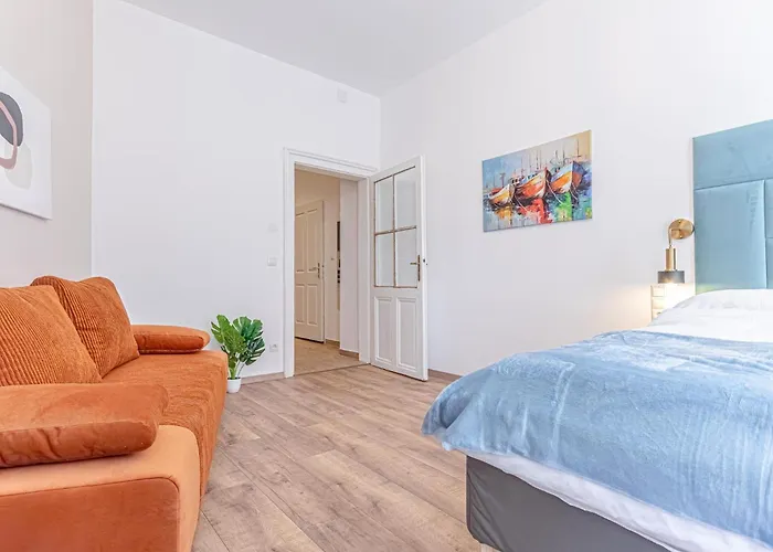 דירה Comfy 1br In Great Location Ideal For Long