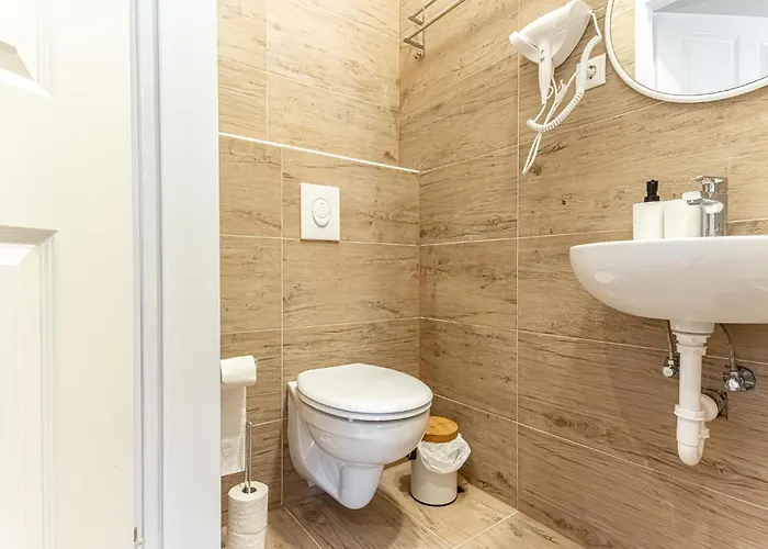 Comfy 1br In Great Location Ideal For Long * וינה