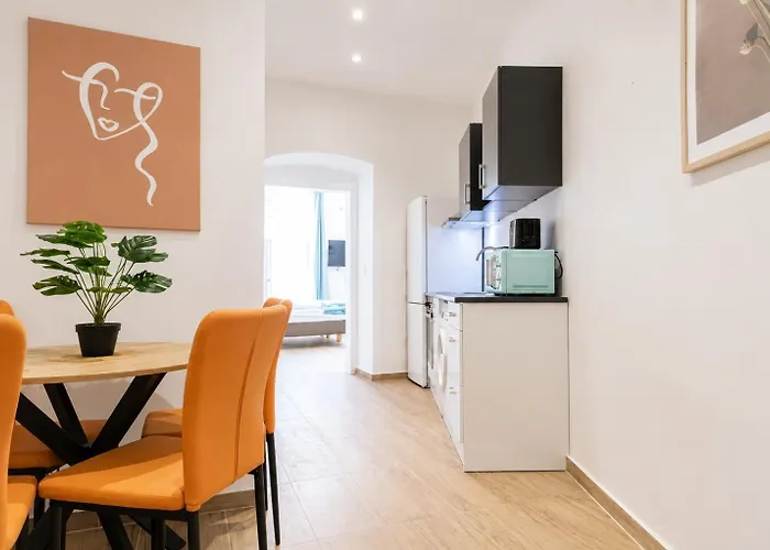 Comfy 1br In Great Location Ideal For Long *